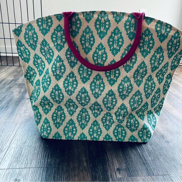 Large beach bag/tote - Picture 6 of 6